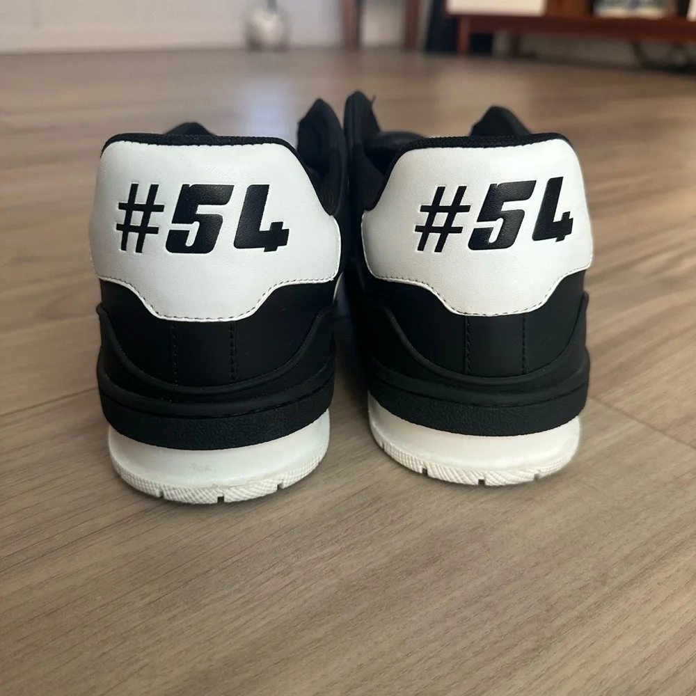 Louis Vuitton Black, White & Gray Men's Low-Top Sneakers - Picture 4 of 7